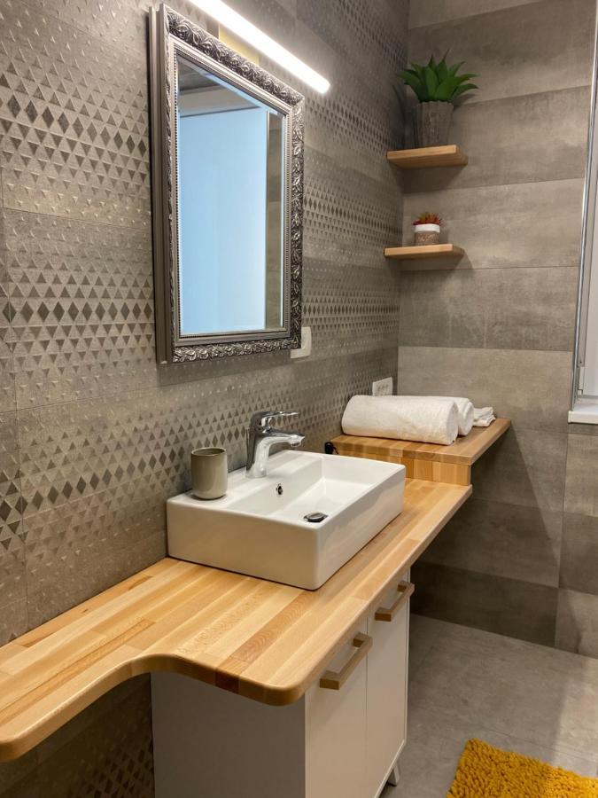 Olivia Studio Oradea Exteriér fotografie