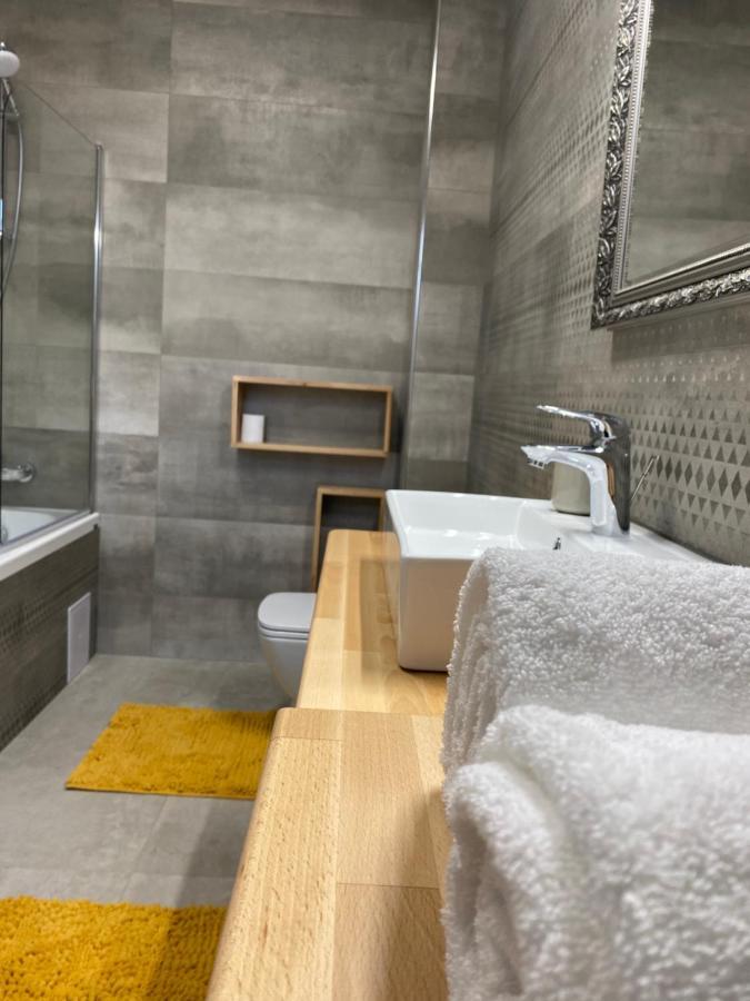 Olivia Studio Oradea Exteriér fotografie